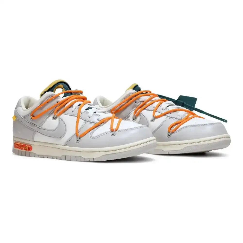 Off-White x Nike Dunk Low Lot 44 of 50