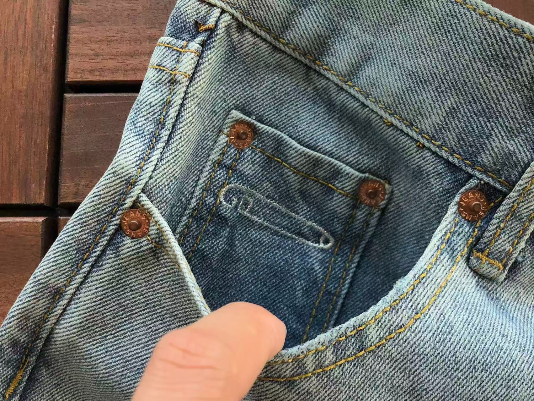 calça gallery dept. La Blvd Flared Jeans