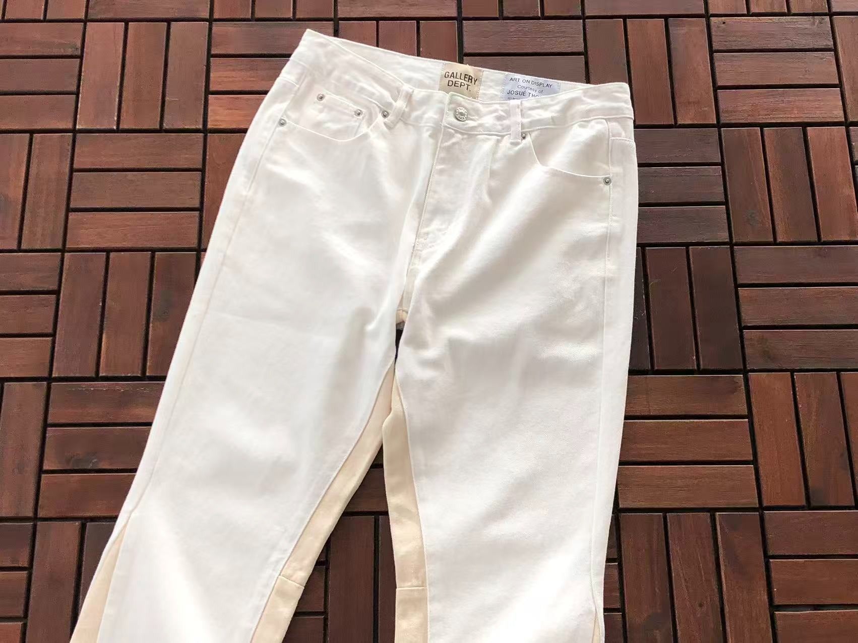 Calça Gallery Dept. Flare White jeans