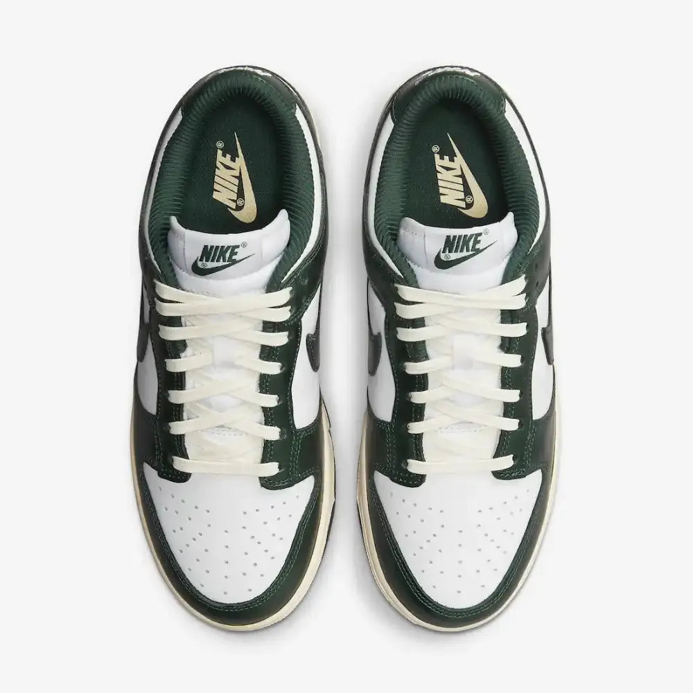 Nike Dunk Low Aged Green