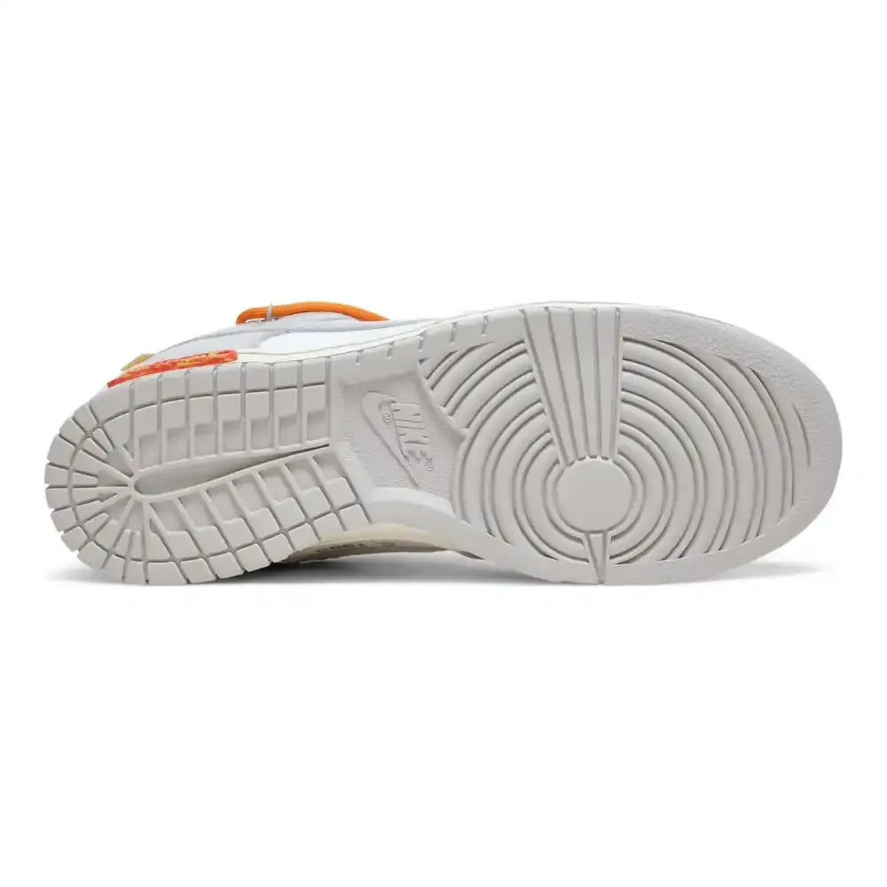 Off-White x Nike Dunk Low Lot 44 of 50